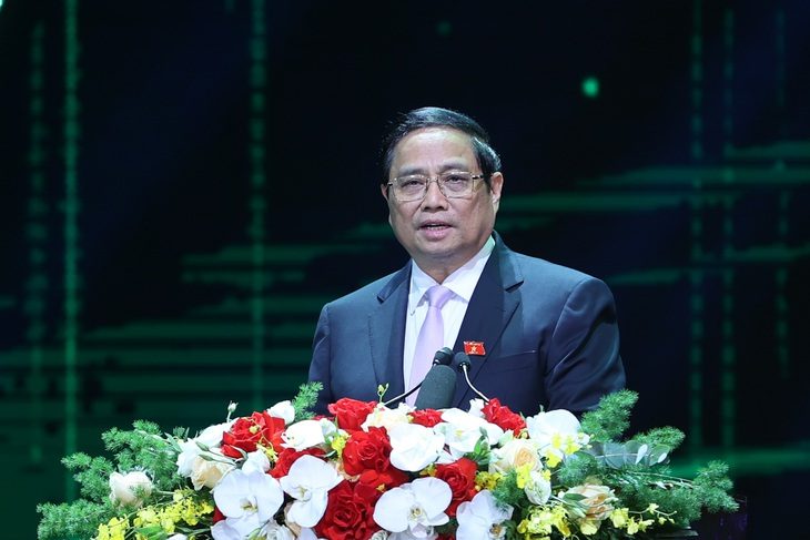 img2076-173073374148852887199-1730734931733101757210 190 doanh nghiệp đạt thương hiệu quốc gia, doanh thu 2,4 triệu tỉ đồng - Ảnh 1.